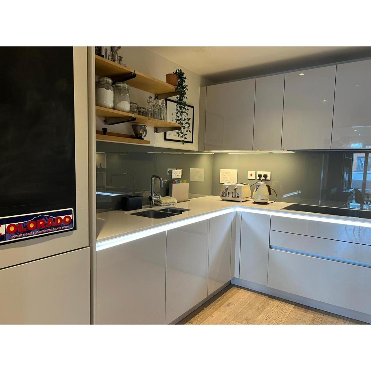 F9-Fantastic 2 Bedroom Flat In Nw3! Londres Exterior foto